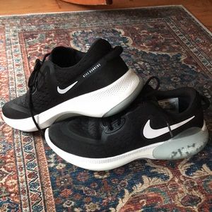 Nike Joy Rides. Women’s size 7, very clean and in excellent condition